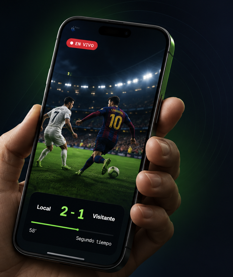 Mano sosteniendo un teléfono con un partido de fútbol en vivo.